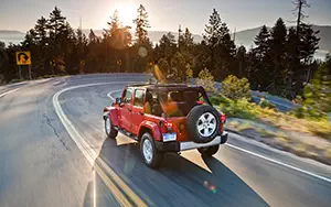 Cars wallpapers Jeep Wrangler Unlimited Sahara - 2012