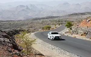 Cars wallpapers Lexus LS 500h AWD (Sonic White) - 2017