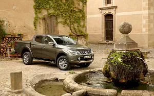 Cars wallpapers Mitsubishi L200 Double Cab - 2015